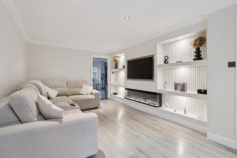 3 bedroom terraced house for sale, Hamilton Road, South Oxhey, Watford, WD19