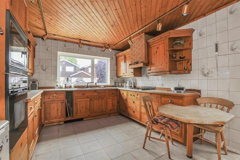 4 bedroom detached house for sale, Pine Grove, Bricket Wood, St. Albans