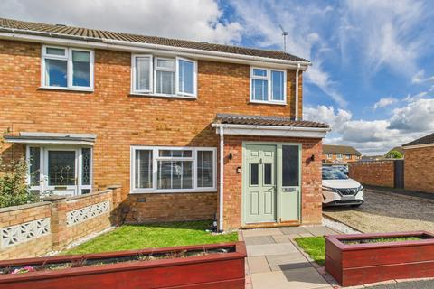 3 bedroom end of terrace house for sale, Carey Close, Aylesbury