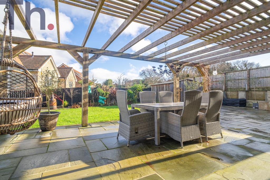 Al-fresco Dining