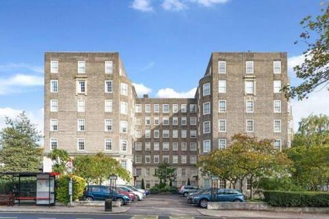 3 bedroom apartment to rent, Circus Road, St John's Wood, NW8