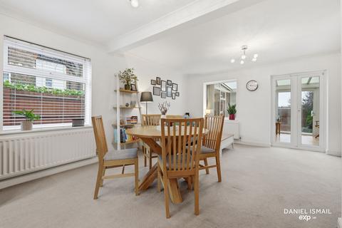 undefined, Little Berry Lane, Basildon SS16