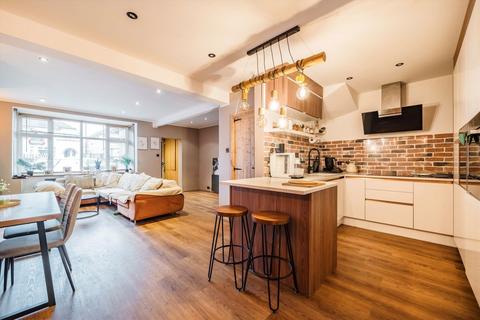 undefined, Keats Way, Greenford UB6
