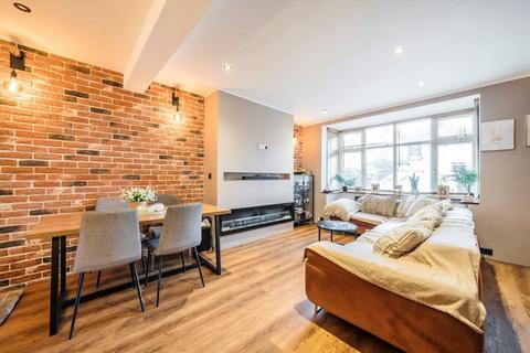 undefined, Keats Way, Greenford UB6