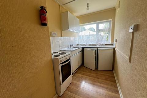 1 bedroom flat to rent, Lyndale Road, Coventry CV5