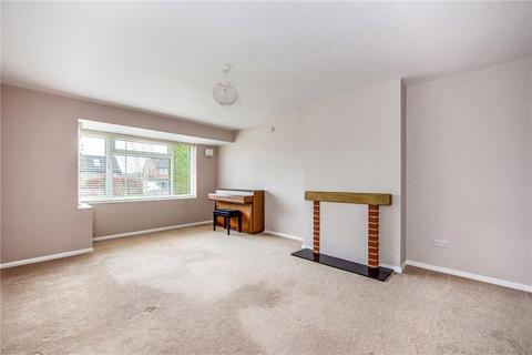 3 bedroom semi-detached house to rent, Hillside Road, Winchester, SO22