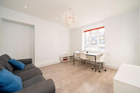 3 bedroom flat for sale, White City Estate, London W12