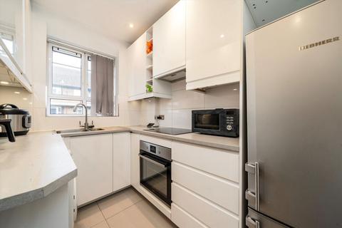 3 bedroom flat for sale, White City Estate, London W12