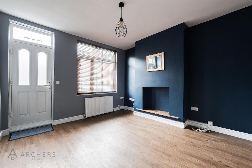 112 Taplin Road(Interior)-1.jpg