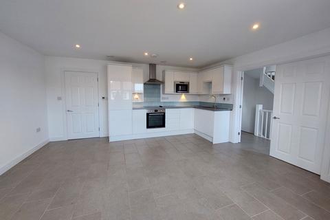 undefined, Elizabeth Way, Cambridge, CB4