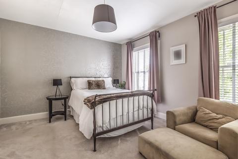 undefined, Ashburnham Grove London SE10