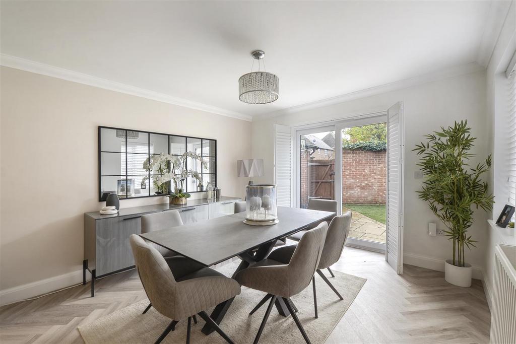 Dining Room.jpg