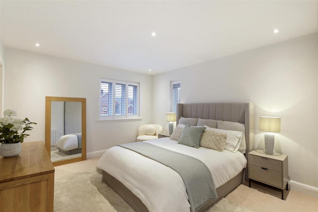 Bedroom 1.jpg