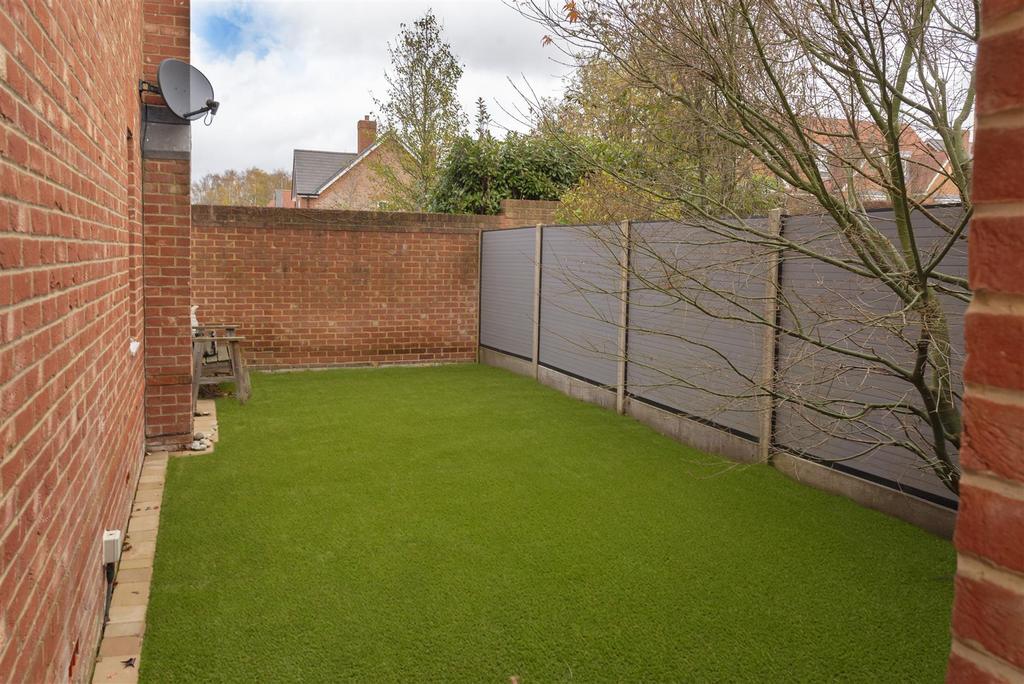 Side Garden.jpg