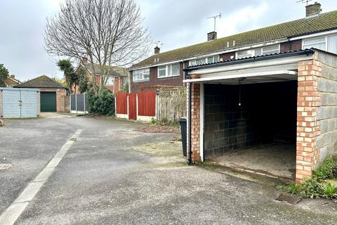 Garage to rent, Cedar Close, Margate, Kent, CT9
