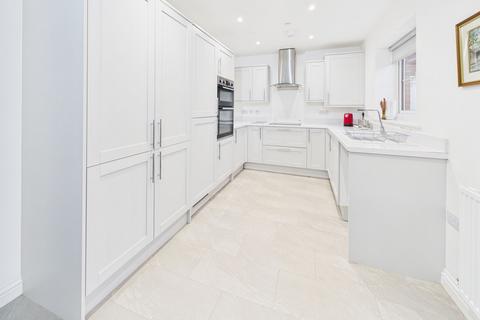 4 bedroom detached house for sale, Maple Gardens, Govilon, NP7