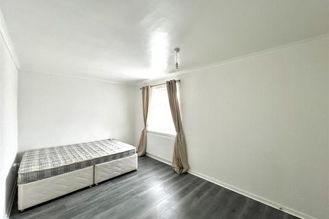 undefined, Westfield, Harlow CM18
