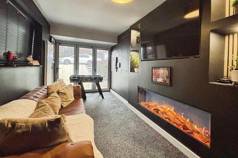 undefined, Frensham Grove, Bradford BD7