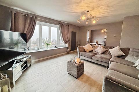 undefined, Frensham Grove, Bradford BD7