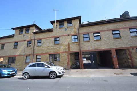 undefined, Connaught Road, Chatham, ME4