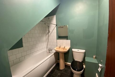 1 bedroom flat to rent, Westcliff On Sea SS0