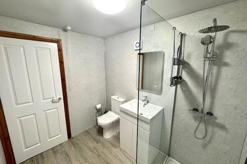 undefined, Farsley