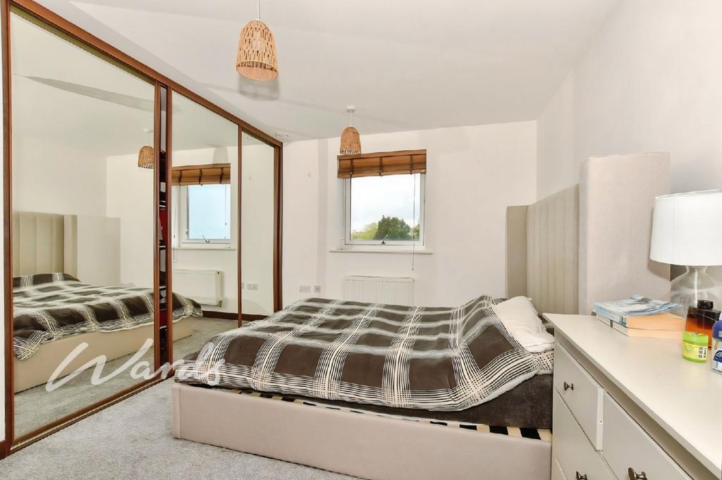 F0871c0a-Bedroom