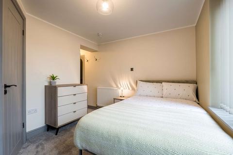 undefined, 28, Lime Road OX2
