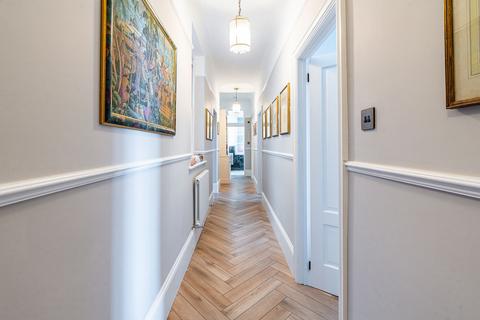 2 bedroom flat to rent, Putney Hill, Lower Park, SW15
