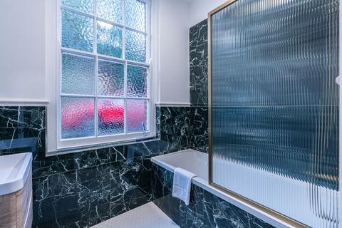 2 bedroom flat to rent, Putney Hill, Lower Park, SW15