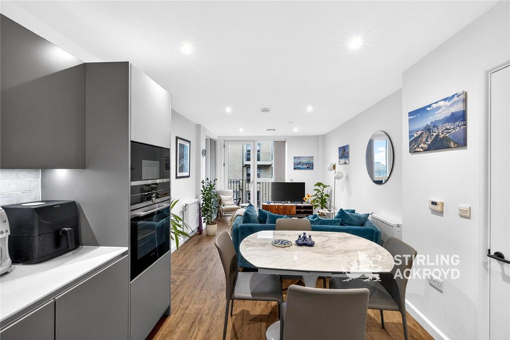 Kitchen/ Reception