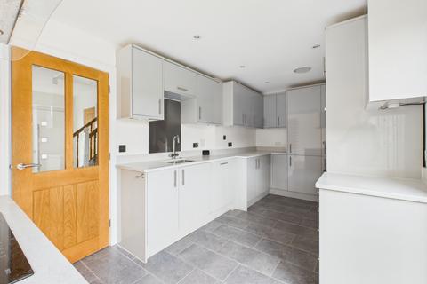 4 bedroom semi-detached house for sale, Church Road, Warsash, SO31 9GD
