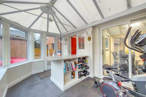 3 bedroom detached house for sale, Lea Road, Birstall
