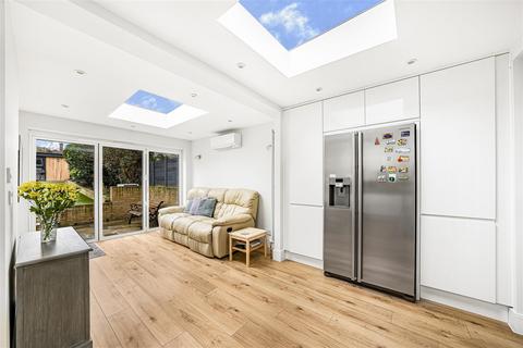 undefined, Sunset Avenue, London E4