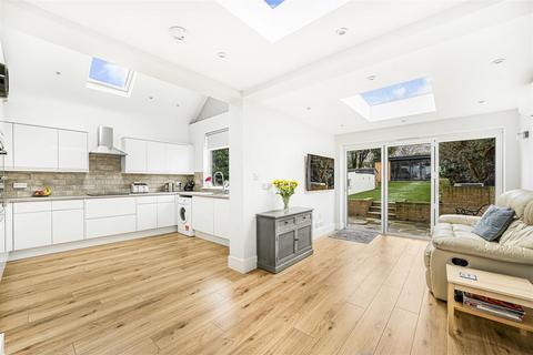 undefined, Sunset Avenue, London E4