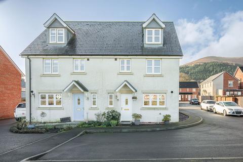 undefined, Ffordd Sain Ffwyst, Abergavenny NP7
