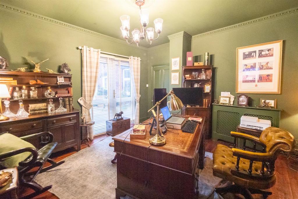 Reception Room / Dining Room
