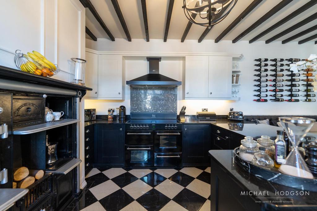 Kitchen / Breakfast Room