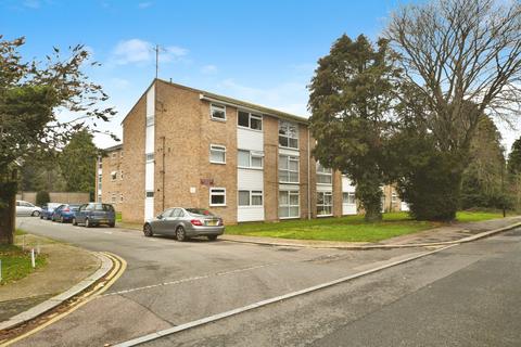 1 bedroom apartment for sale, Queen Annes Gardens, Enfield EN1