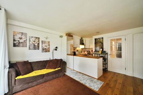 1 bedroom apartment for sale, Queen Annes Gardens, Enfield EN1