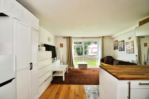 1 bedroom apartment for sale, Queen Annes Gardens, Enfield EN1