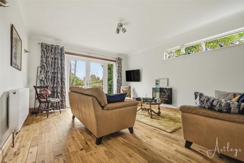 4 bedroom detached bungalow for sale, Derwen Fawr Road, Sketty, Swansea