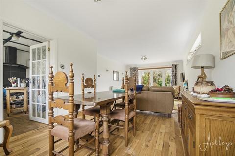 4 bedroom detached bungalow for sale, Derwen Fawr Road, Sketty, Swansea