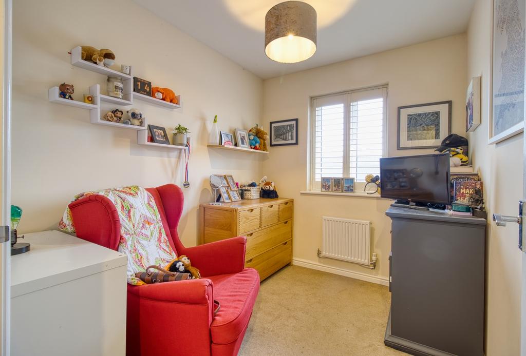 Bedroom Three - Ewe Move Swindon South