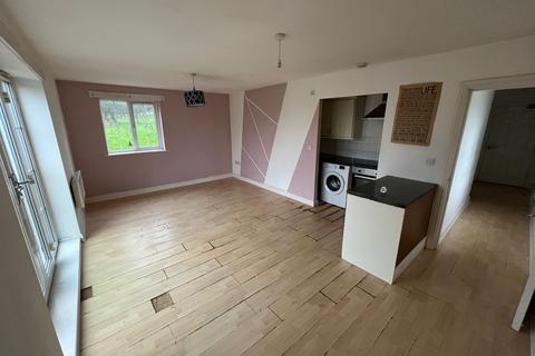 2 bedroom flat for sale, Flat 2, Junction House, Doncaster Road, Barnsley S70 1UF
