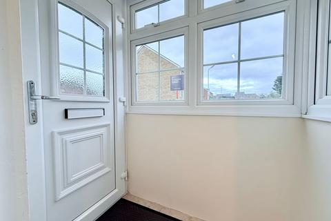 1 bedroom terraced house to rent, York Road, Billericay