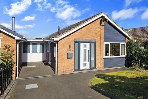 2 bedroom semi-detached bungalow for sale, Derwent Drive, Bewdley
