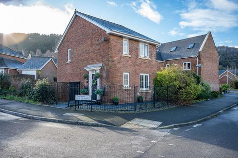 3 bedroom detached house for sale - Crawshay Close, Abergavenny NP7