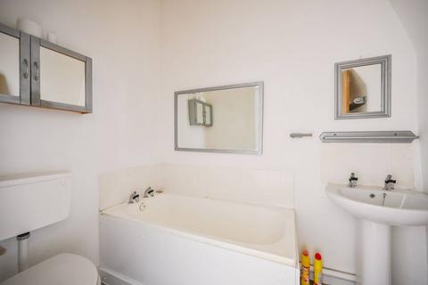 1 bedroom flat for sale, Hornsey Rise Gardens, Archway, London, N19