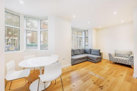 1 bedroom apartment to rent, Southfield Road Chiswick London
